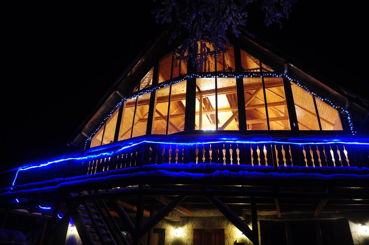 Carpathian Log Home Bran  Buitenkant foto